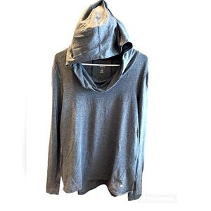 Apana Womens large athletic pullover